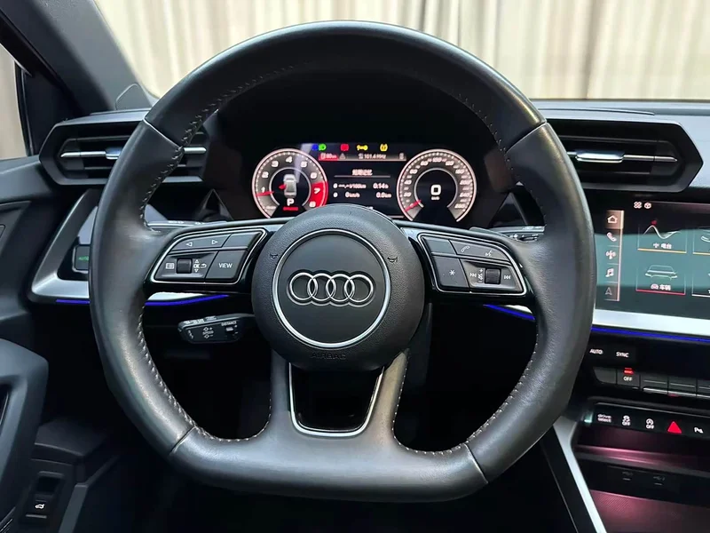 Audi A3 — фото 9