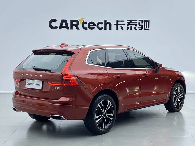 Volvo XC60 — фото 4