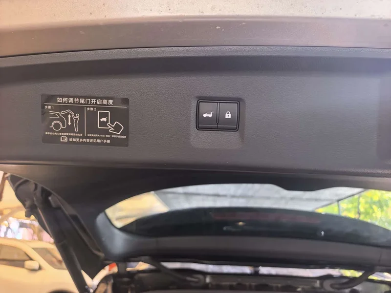 Nissan Pathfinder — фото 16