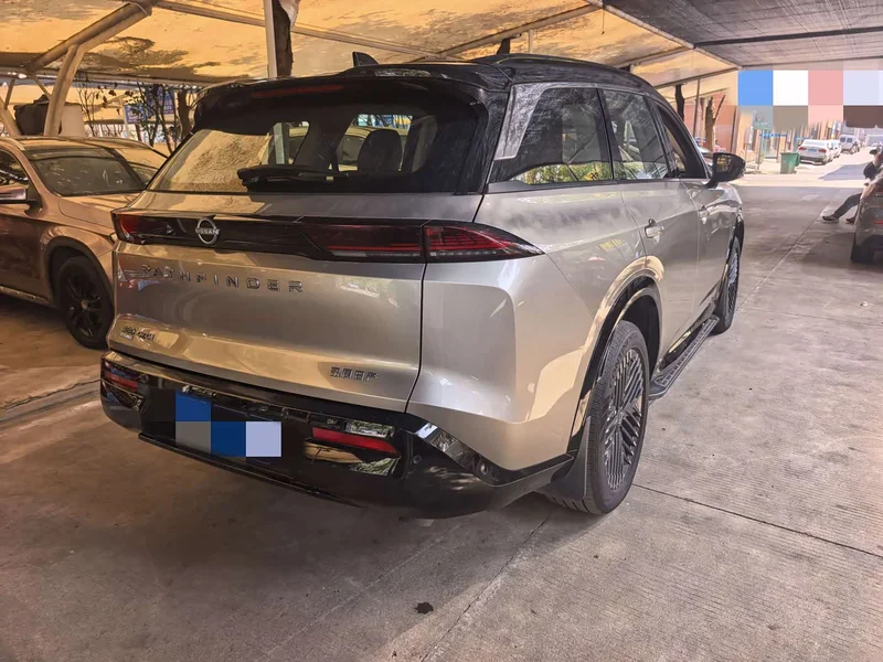 Nissan Pathfinder — фото 19