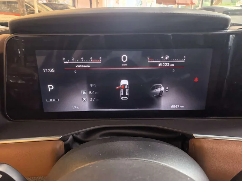 Nissan Pathfinder — фото 8
