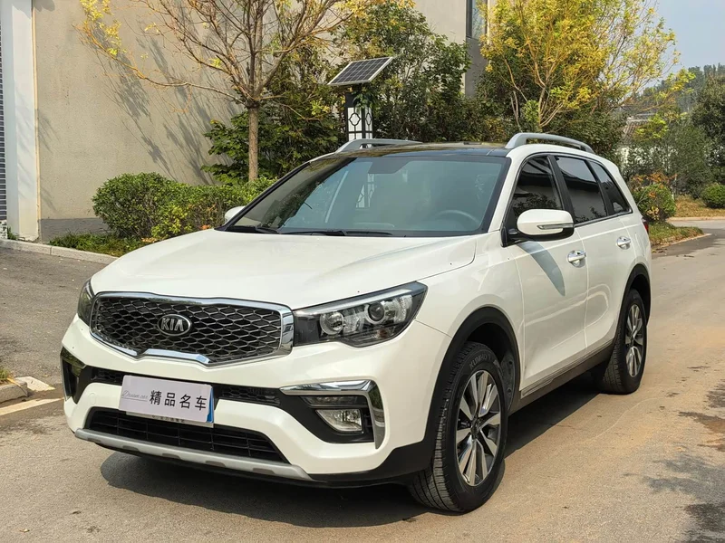 Kia KX7 — фото 1