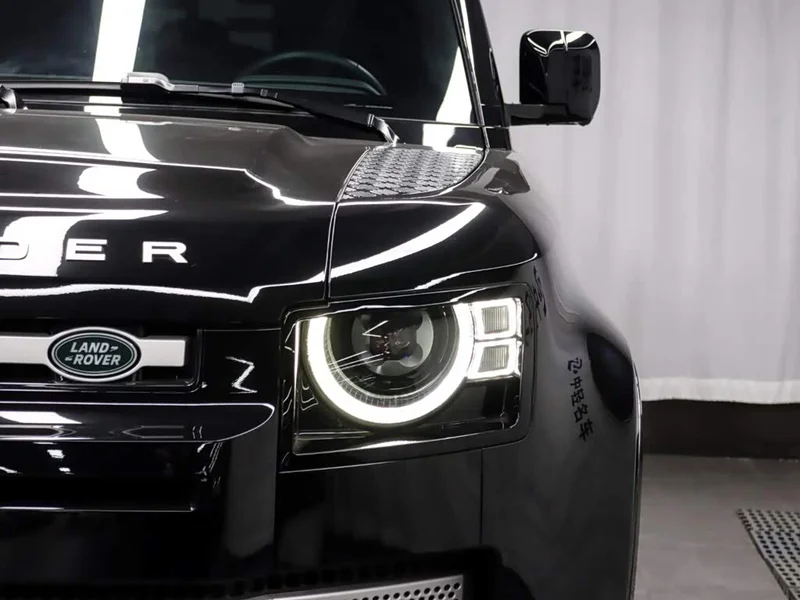 Land Rover Defender — фото 16