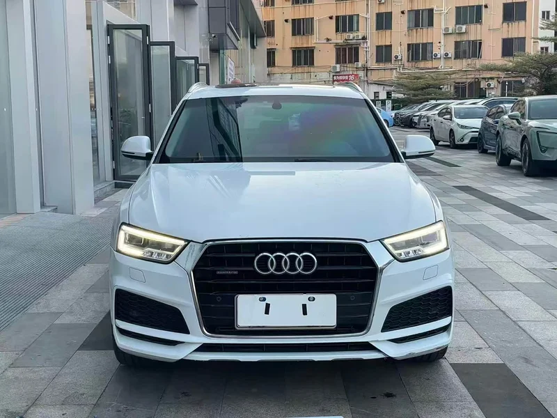 Audi Q3 — фото 16