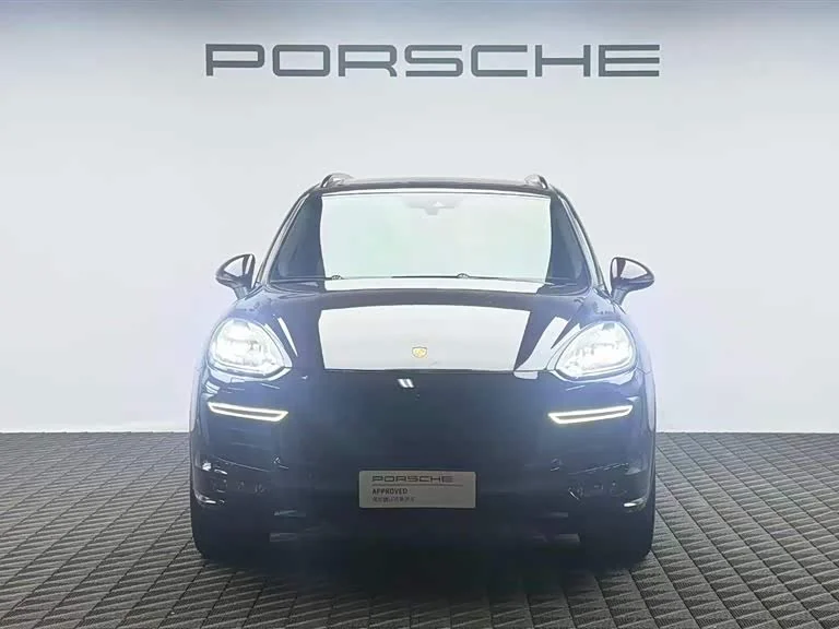 Porsche Cayenne — фото 2