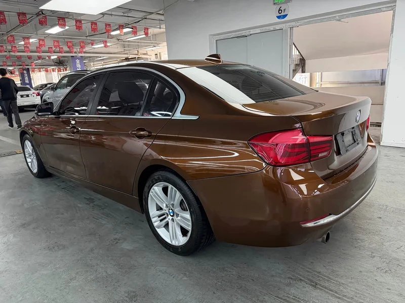 BMW 3-Series — фото 12