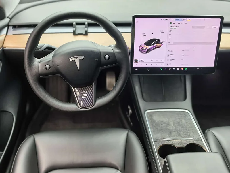 Tesla Model 3 — фото 4