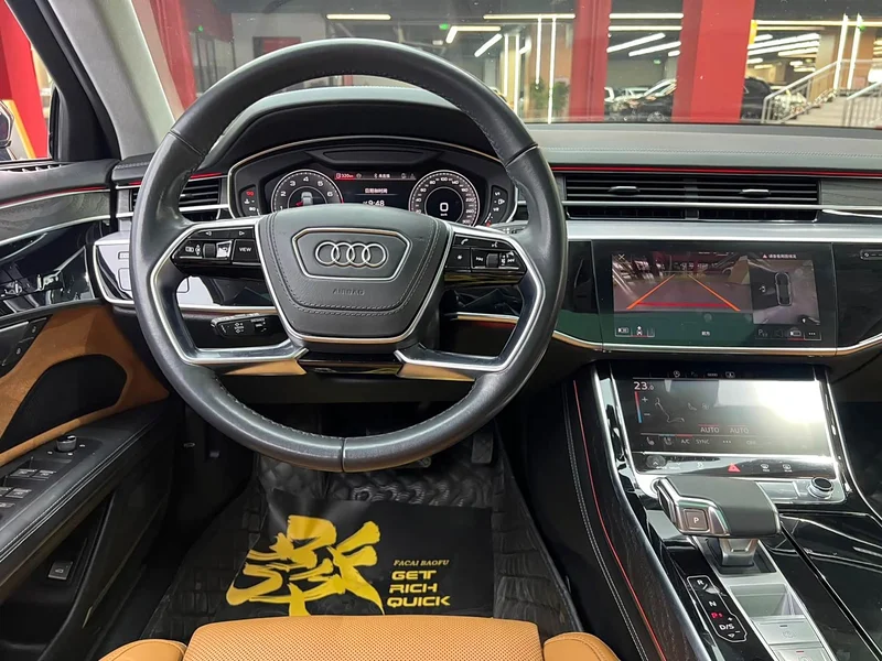 Audi A8 — фото 11