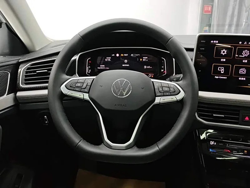 Volkswagen Tayron — фото 15