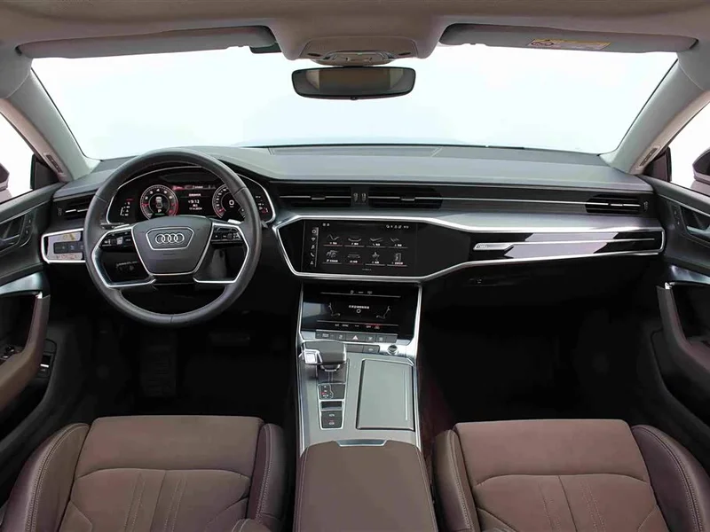 Audi A7L — фото 6
