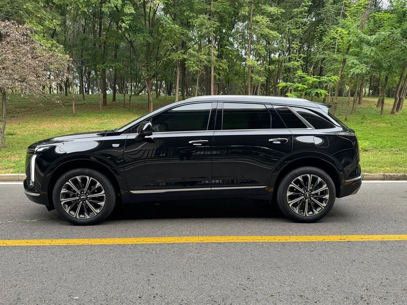 Cadillac XT5 — фото 4