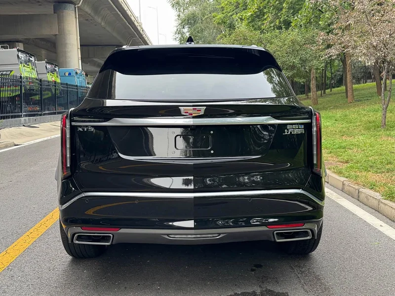 Cadillac XT5 — фото 6