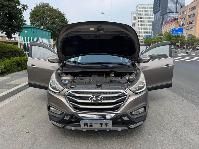 Hyundai ix35 — фото 12