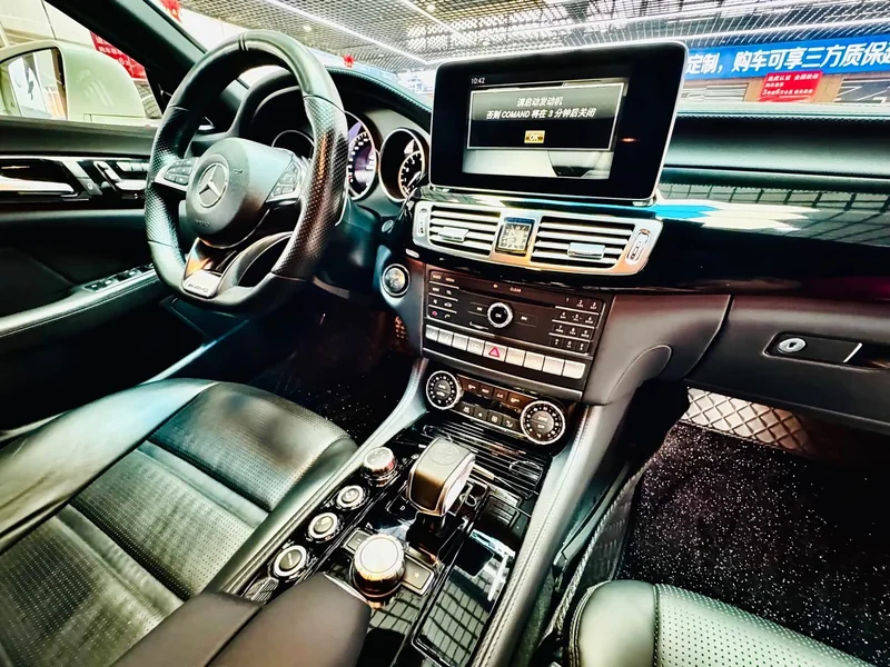 Mercedes-Benz CLS AMG — фото 13