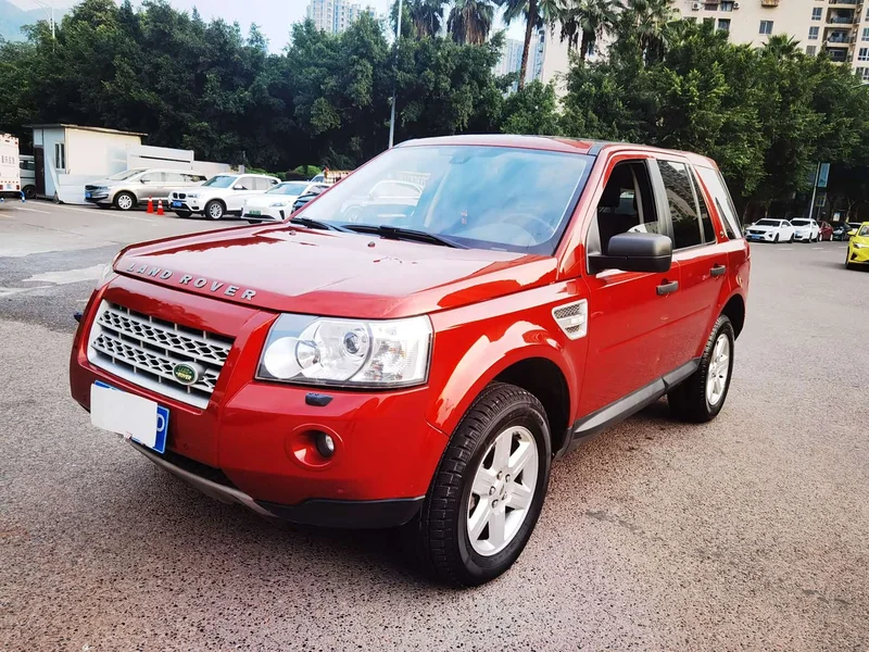 Land Rover Freelander 2 — фото 1