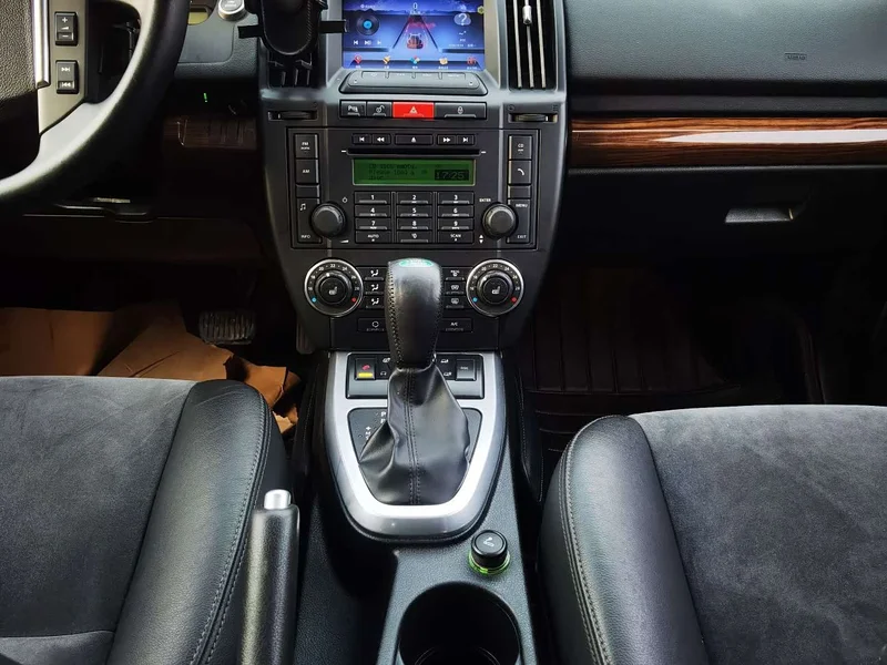 Land Rover Freelander 2 — фото 13