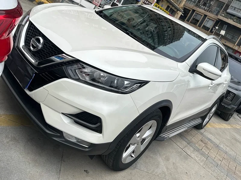 Nissan Qashqai — фото 2