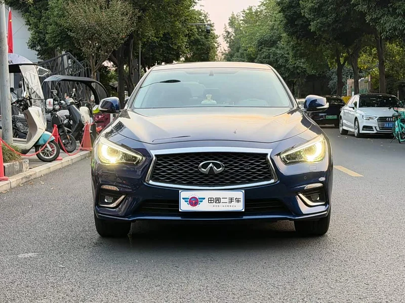 Infiniti Q50L — фото 2