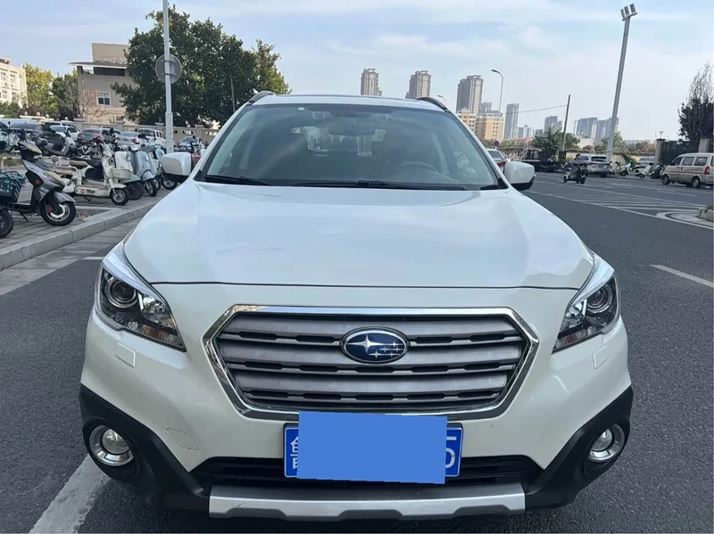 Subaru Outback — фото 2