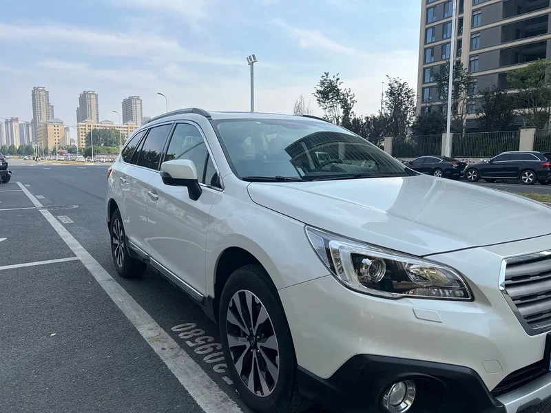 Subaru Outback — фото 3