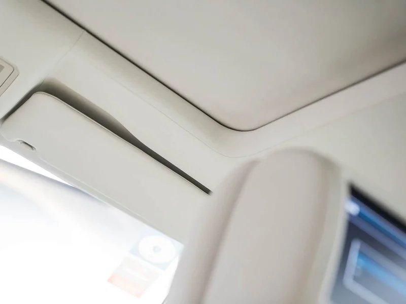 Jaguar XJ — фото 11