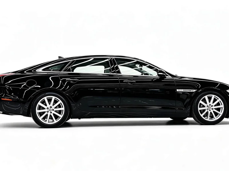 Jaguar XJ — фото 6