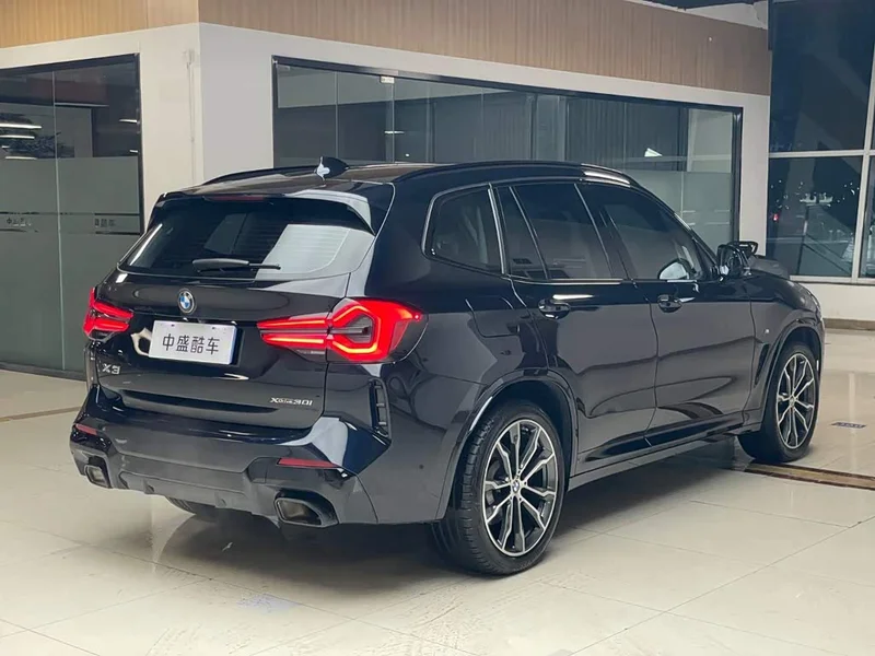 BMW X3 — фото 29