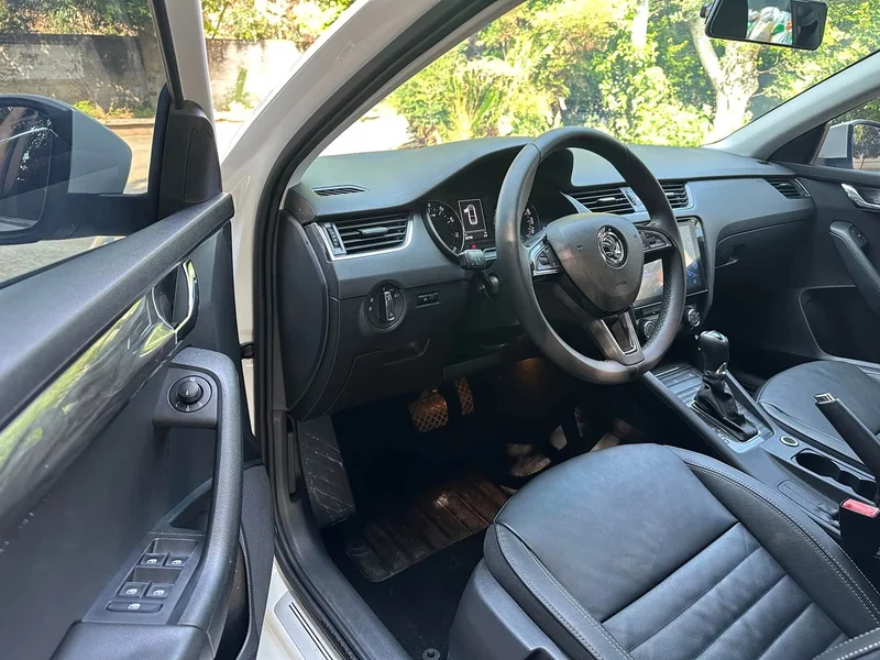 Volkswagen Octavia — фото 4