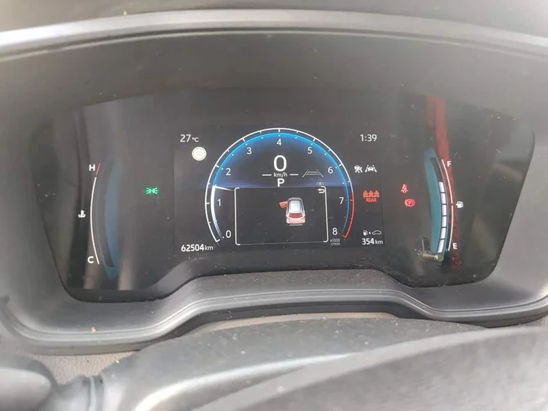 Toyota Corolla Cross — фото 14