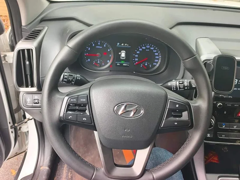 Hyundai ix35 — фото 15