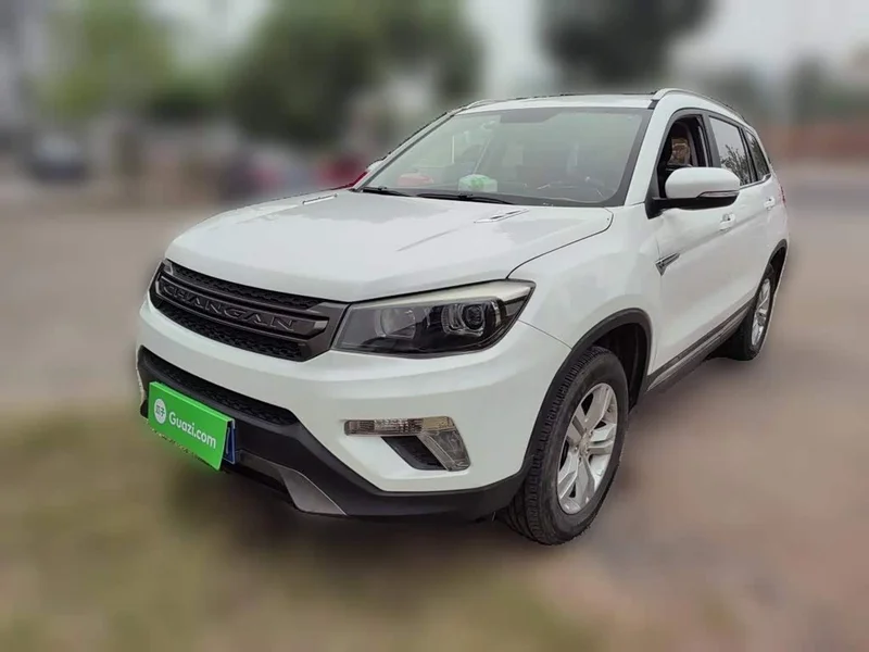 Changan CS75 — фото 1