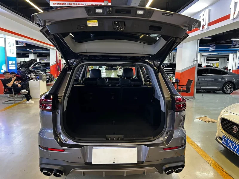 Chery Tiggo 8 — фото 12