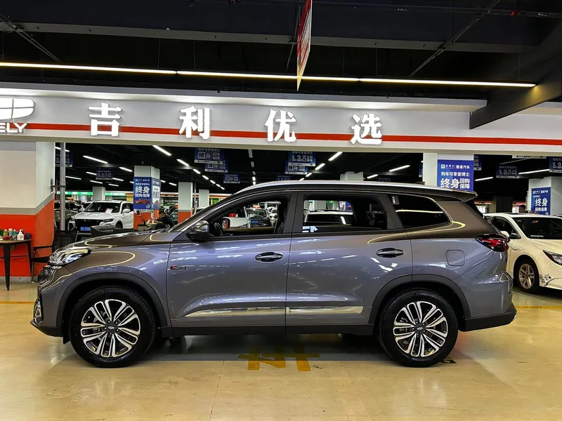 Chery Tiggo 8 — фото 4