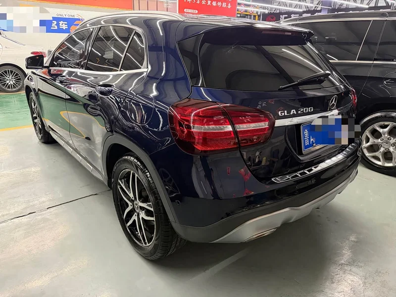Mercedes-Benz GLA — фото 11