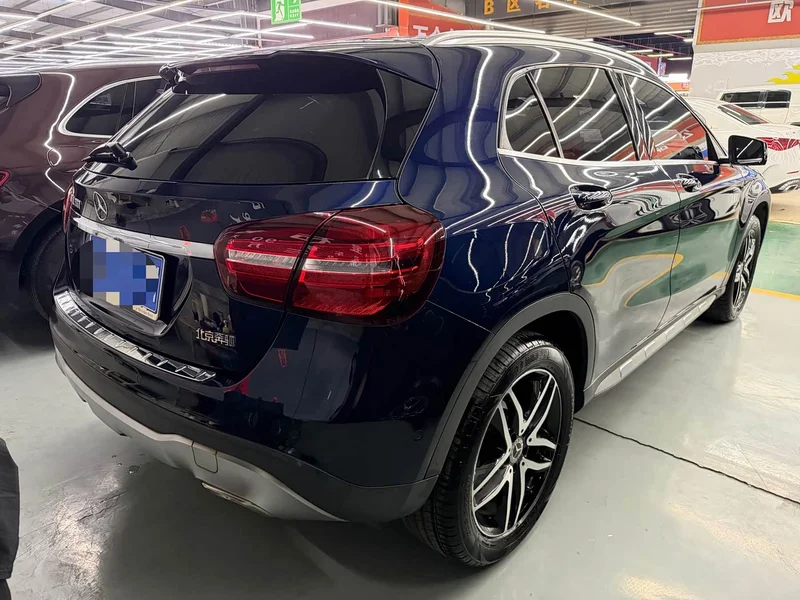 Mercedes-Benz GLA — фото 12