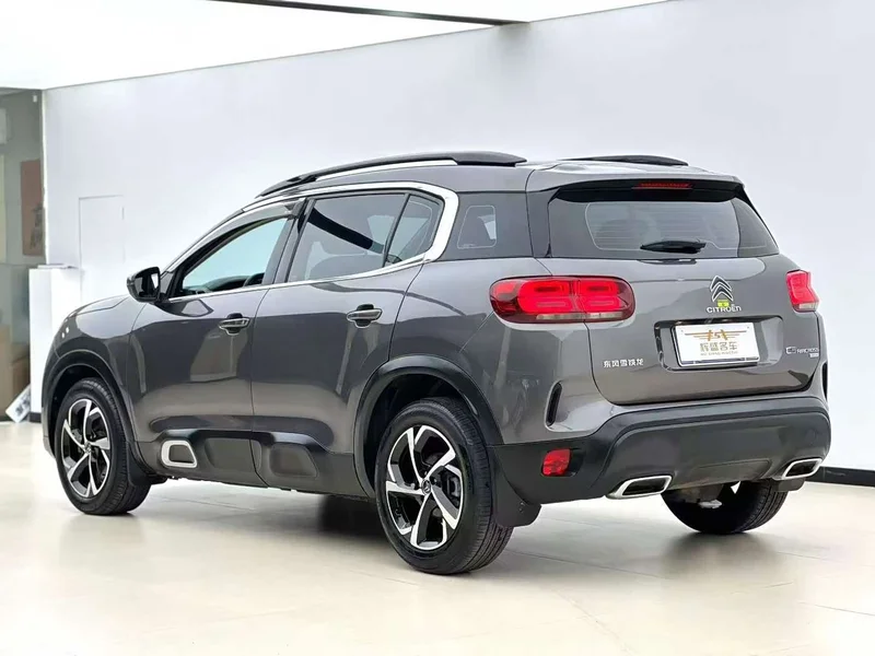 Peugeot C5 Aircross — фото 8
