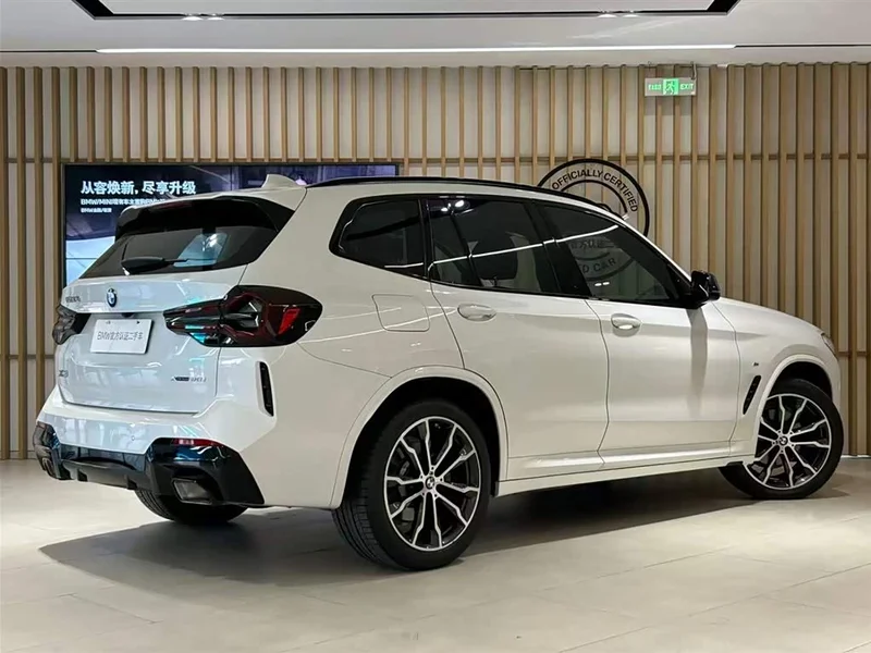 BMW X3 — фото 13