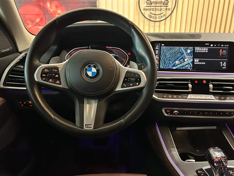 BMW X5 — фото 12
