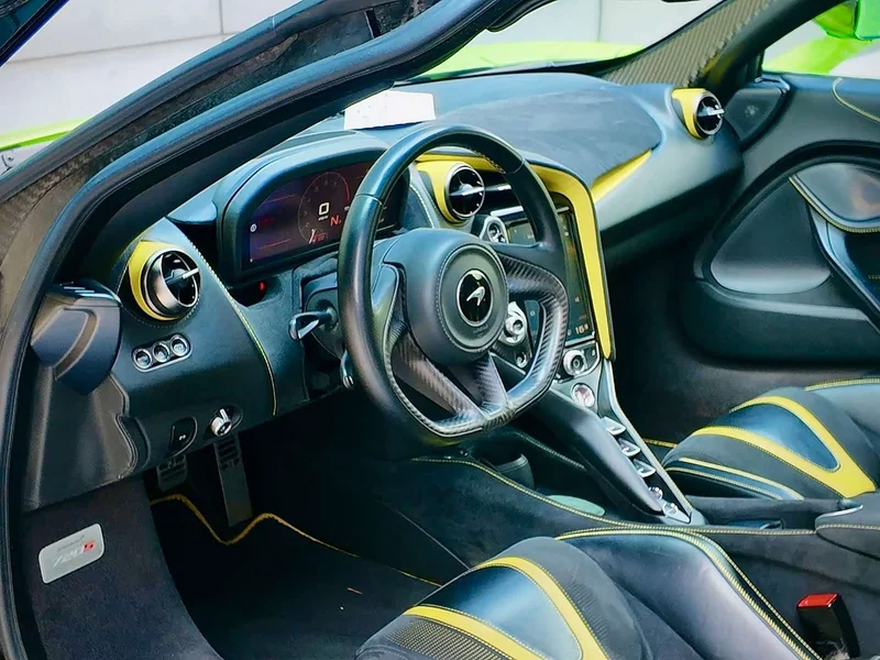 McLaren 720S — фото 10