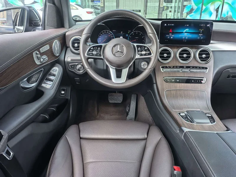 Mercedes-Benz GLC — фото 19