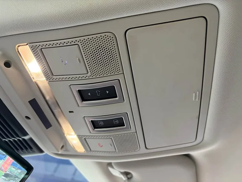Land Rover Range Rover — фото 15
