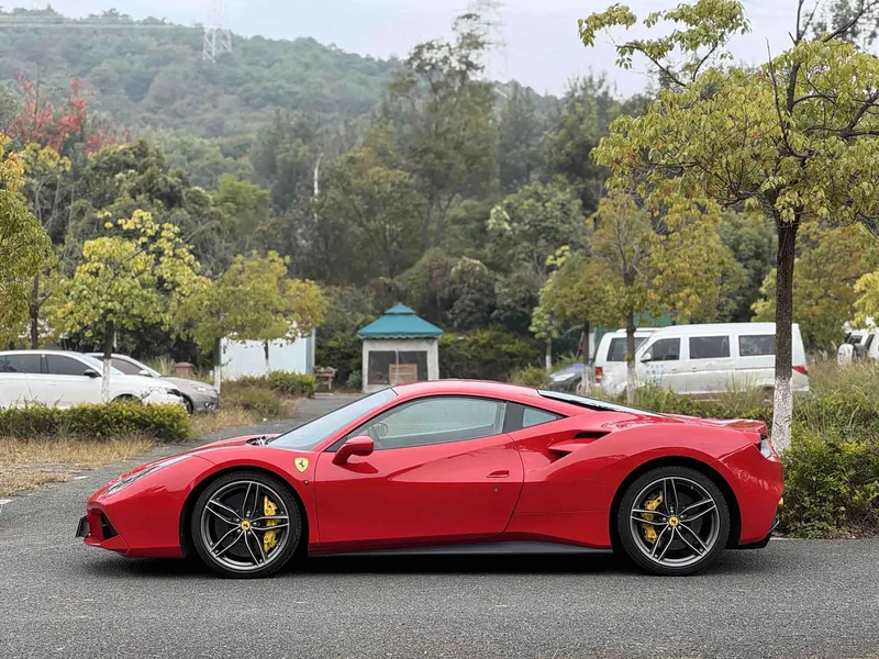 Ferrari 488 — фото 5