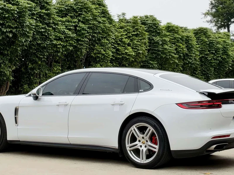 Porsche Panamera — фото 4