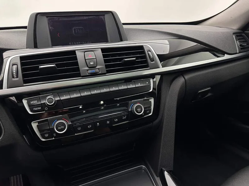 BMW 3 Series GT — фото 12