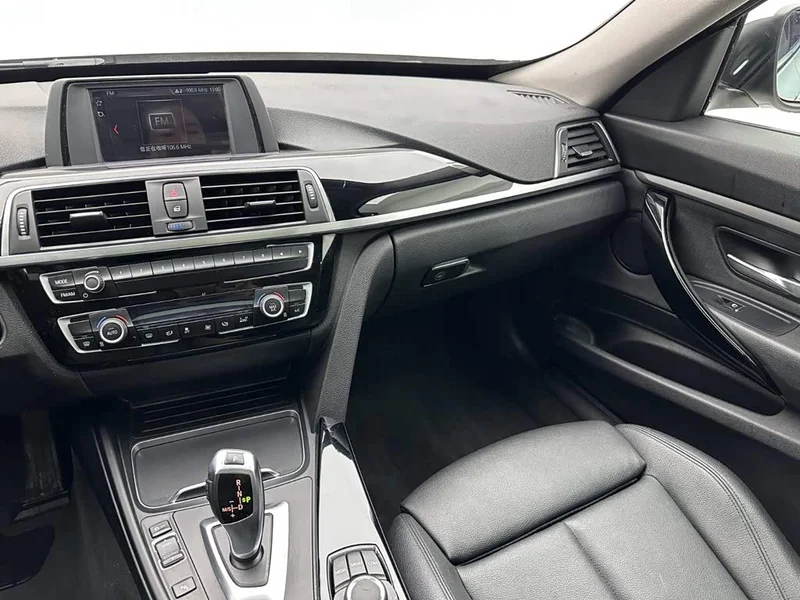 BMW 3 Series GT — фото 15