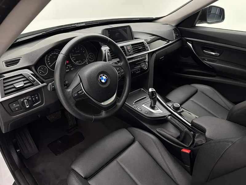 BMW 3 Series GT — фото 16