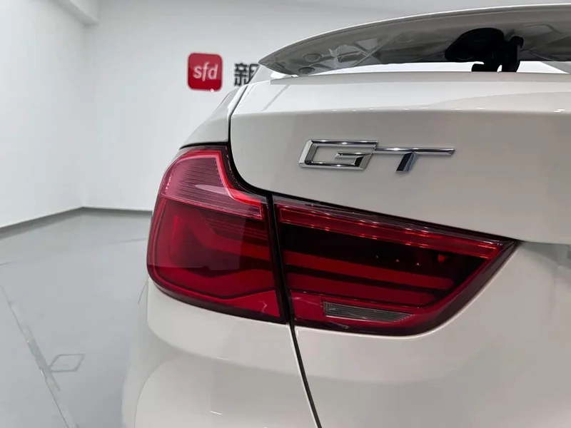 BMW 3 Series GT — фото 28