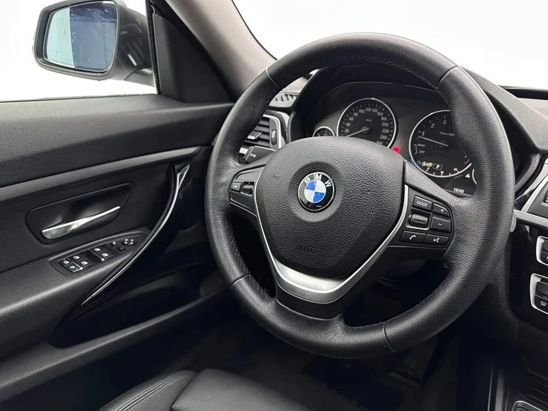 BMW 3 Series GT — фото 10