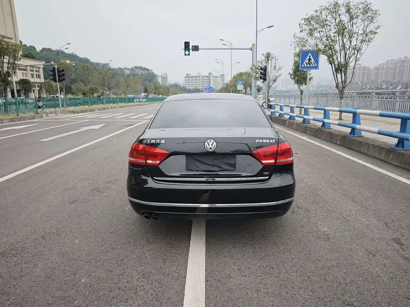 Volkswagen Passat — фото 3