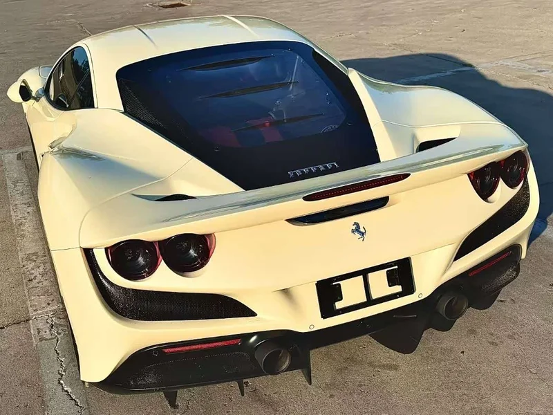 Ferrari F8 — фото 4
